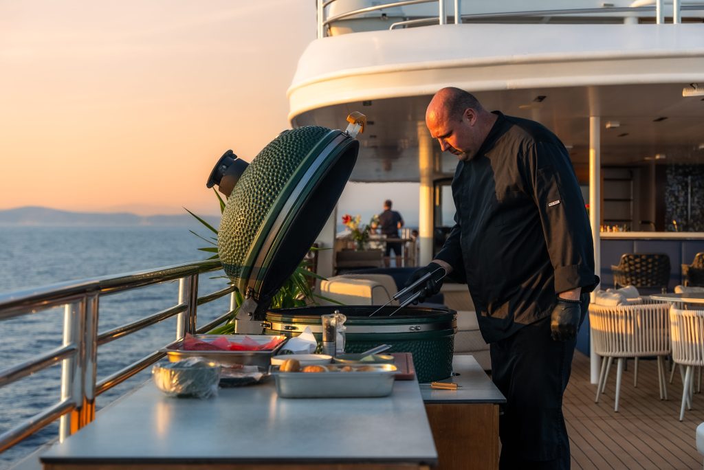 ALFA MARIO Sunset BBQ - Sun deck ALFA MARIO Sunset BBQ - Sun deck