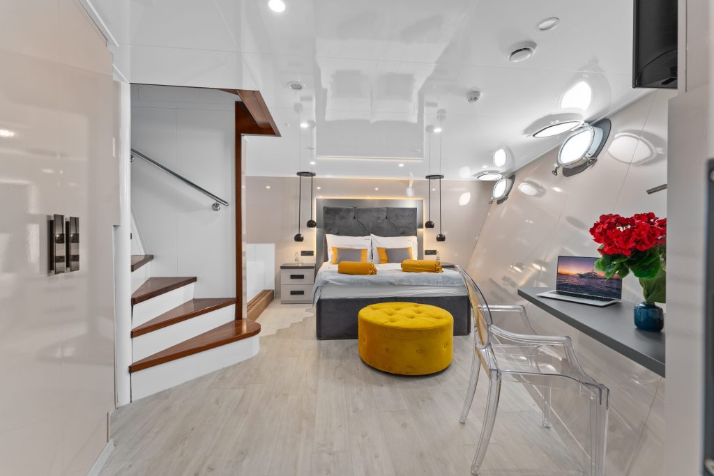 78. ALFA MARIO Double cabin - Main deck